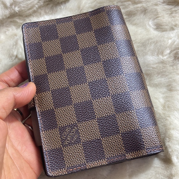 Sold🔥Authentic LOuis Vuitton Agenda - Picture 3 of 10